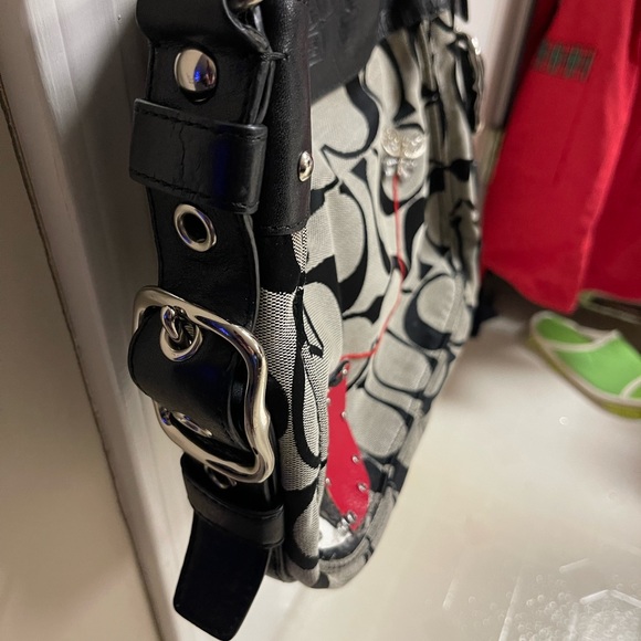 Coach Hobo Bag F12657 - Picture 4 of 9